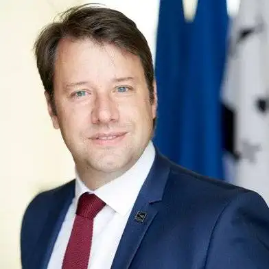 Loïg Chesnais-Girard