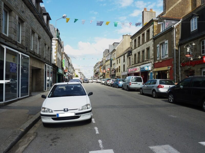 Rue principale de Carhaix (Finistère)