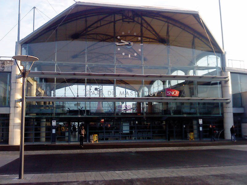 Massy-TGV-train-station