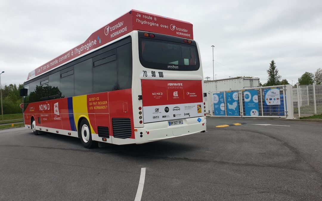 Normandie: première mise en service d’un car rétrofité hydrogène