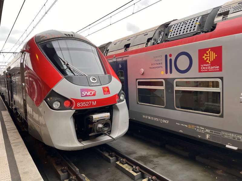 Train sncf en gare occitanie Gaël barbier