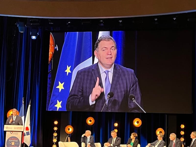 Ras-le-bol Régional : Tabarot tente de recoller les wagons